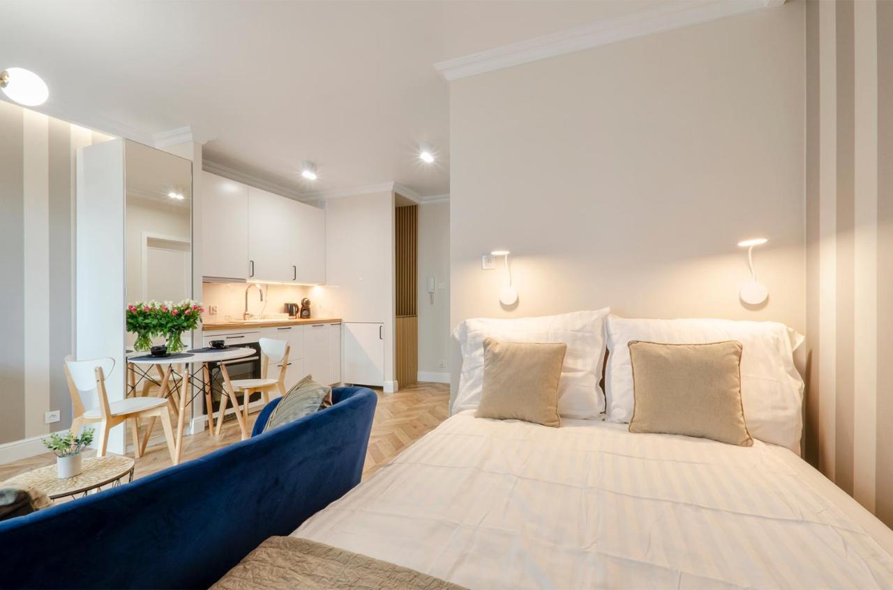 Sky Home- Blue Apartament -Manufaktura, Bezplatny Parking, Klima, Dostep Na Kod Лодз Екстериор снимка