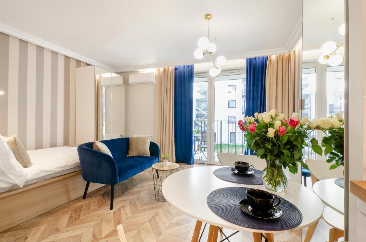 Sky Home- Blue Apartament -Manufaktura, Bezplatny Parking, Klima, Dostep Na Kod Лодз Екстериор снимка